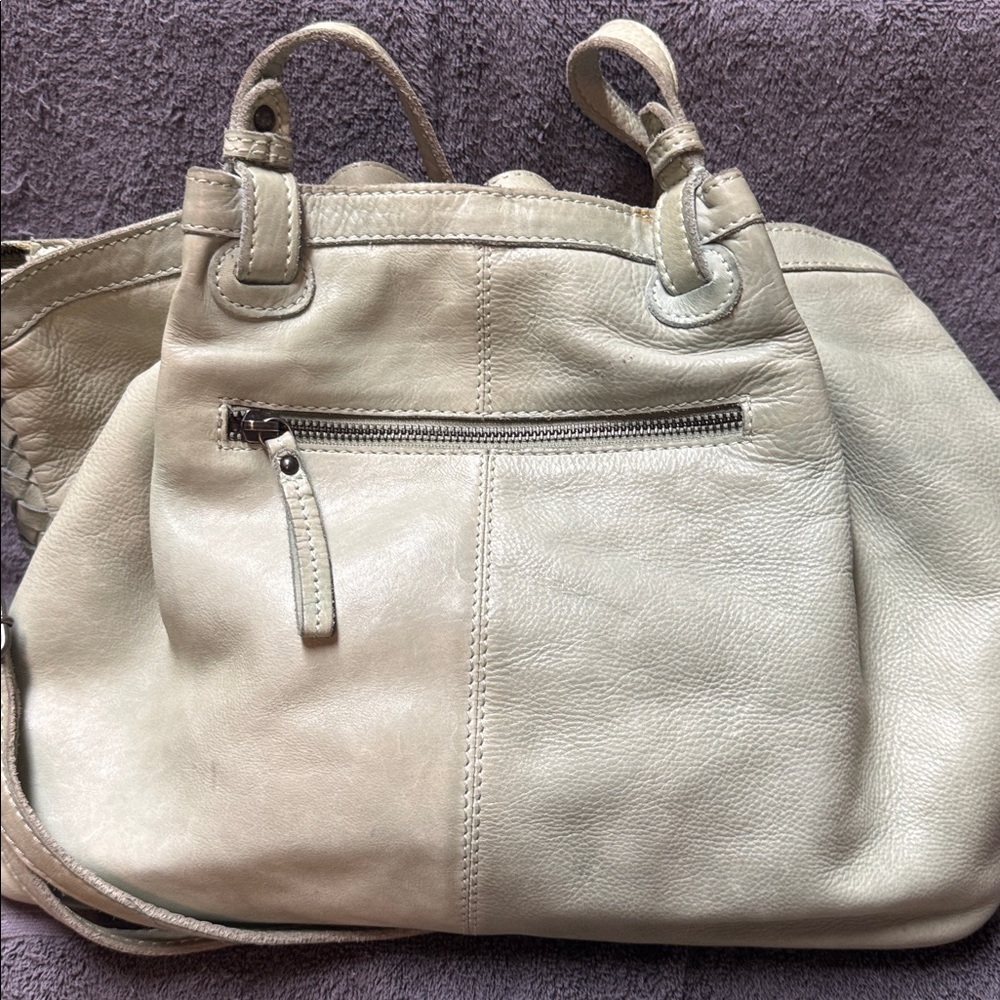 Chic Cream Woven Shoulder Bag this bag is pale green not cream - Picture 5 of 9